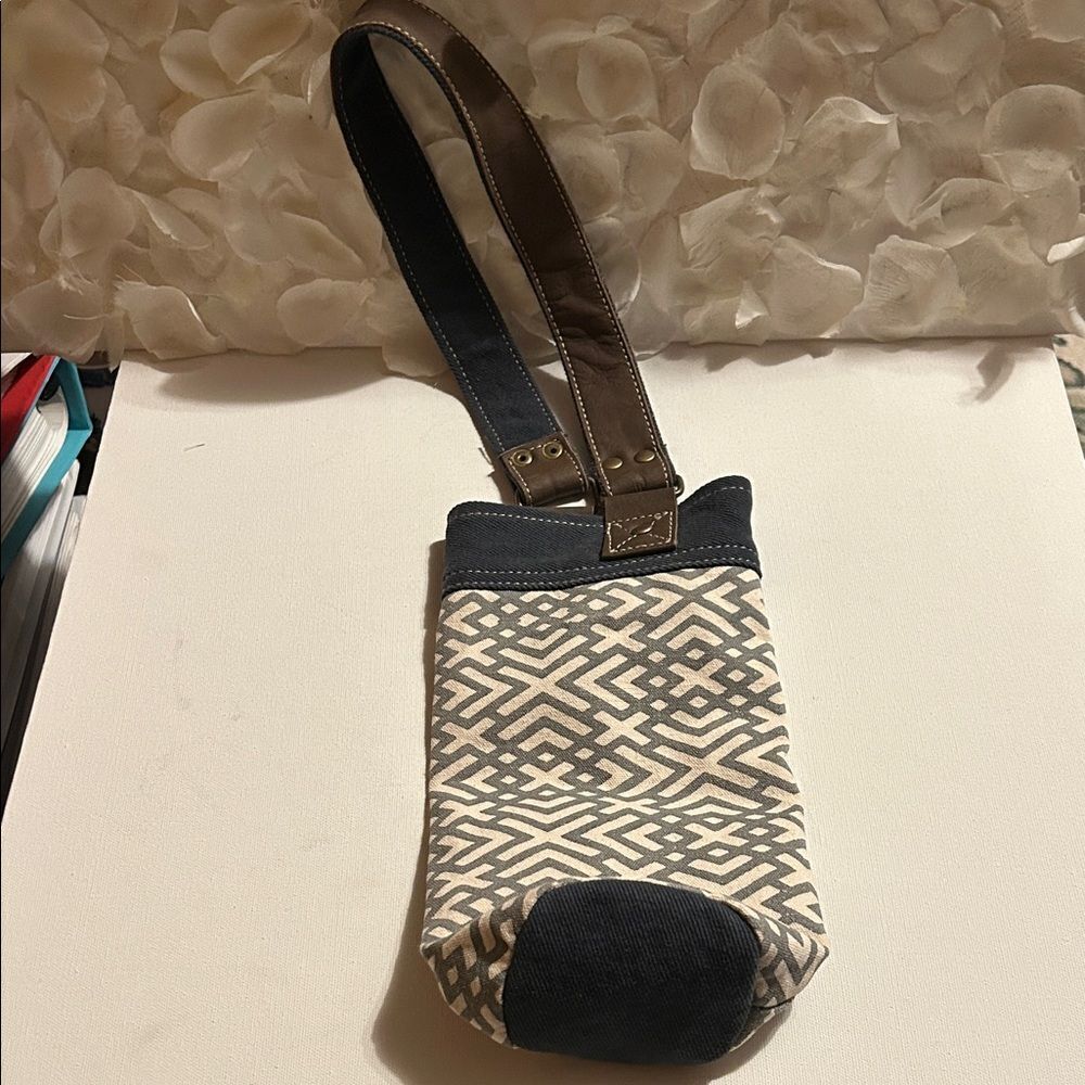 Myra Bag Geometric Patterned Cream and Gray Bag